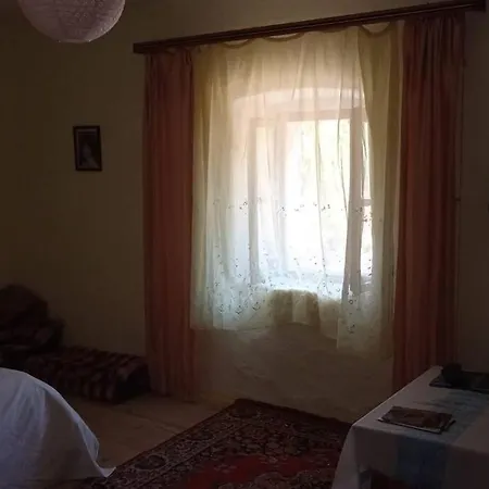 Unique 100 Y Old Dalmatian 3 Bedrooms House, Under Mountain, 14km Np Krka,30 Mins Drive To Holiday home Razvode